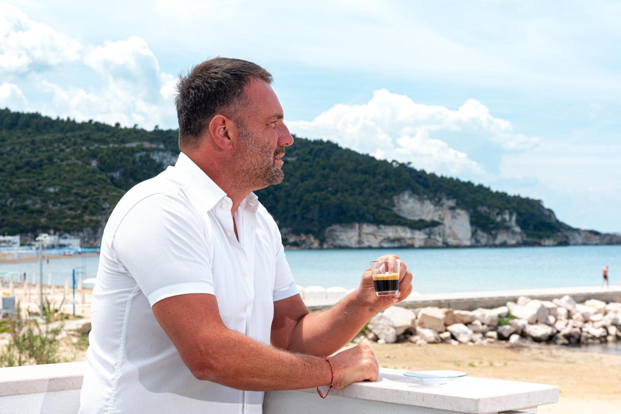 Marina Bay Beach Suites Peschici Exterior foto